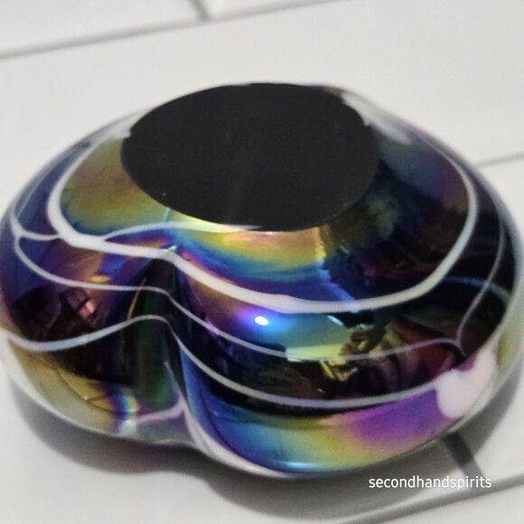 Hand Blown Iridescent Studio Art Glass -  Heart Paperweight Hearts And Vines - Picture 10 of 10